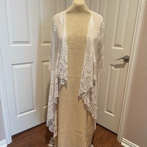 2X Lace Bohemian Mesh Topper